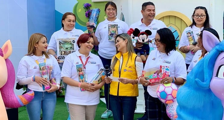 ETAC Coacalco y Fundación donan a Juguetrón