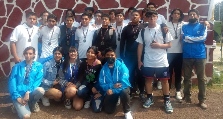 Alumnos de Bachillerato de ETAC Coacalco destacaron en Olimpiada Juvenil