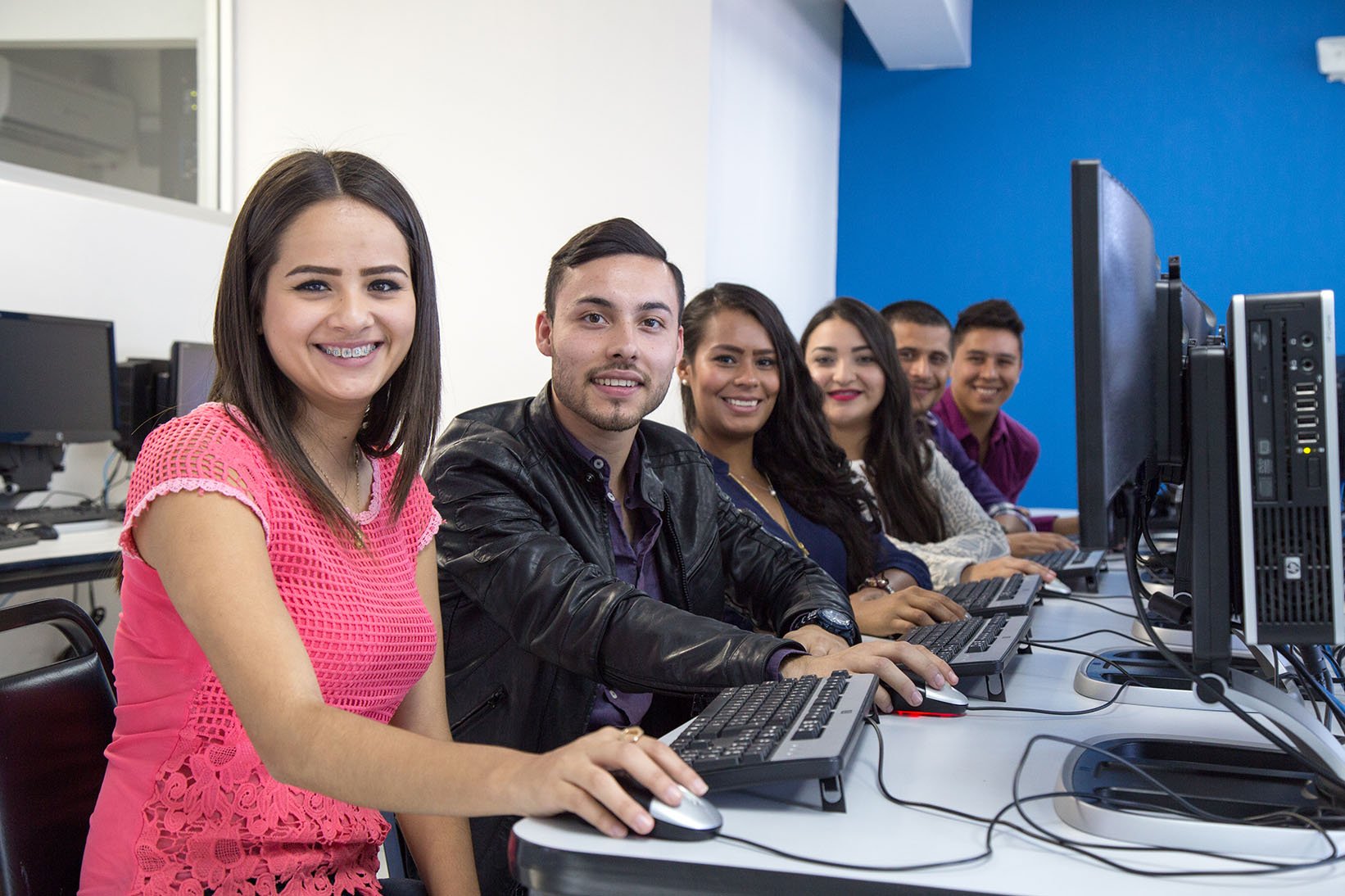 Lic. Presencial en Ingeniería en Redes Computacionales, ETAC